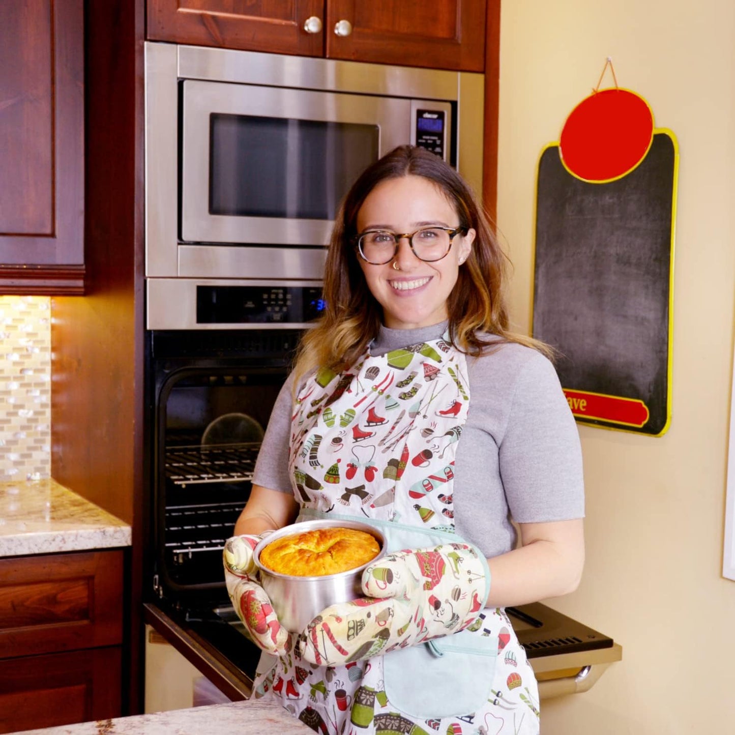 Crown 7 Inch Cake Pan, 2" Deep, Extra Sturdy, Fully Straight Sides, Even-Heating, Made in Canada