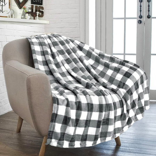 Light Grey Buffalo Plaid Throw Blanket for Couch, Soft Checkered Flannel Fleece Blanket for Sofa, Grey White Plaid Decorative Couch Throw, Warm Cozy All Season Fall Blanket Decor Gift, 50X60