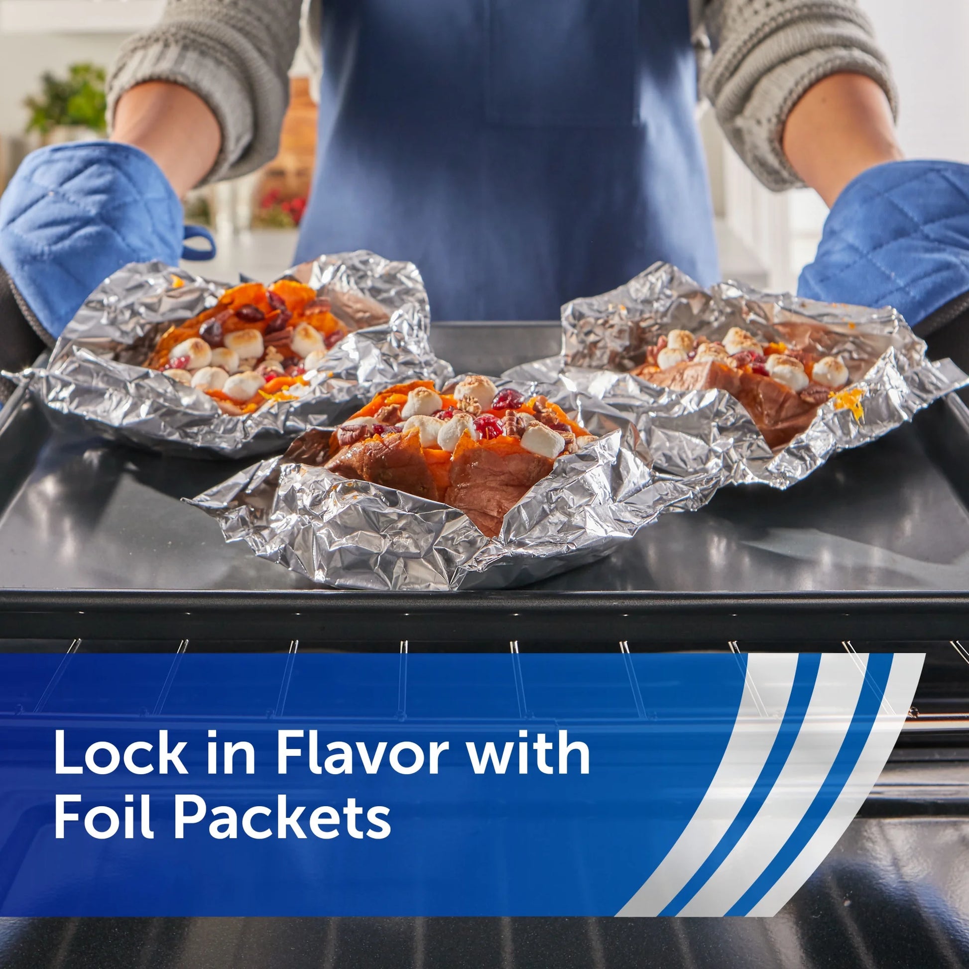 Everyday Strength Aluminum Foil Roll, 12 Inches Wide, 150 Total Sq. Ft.